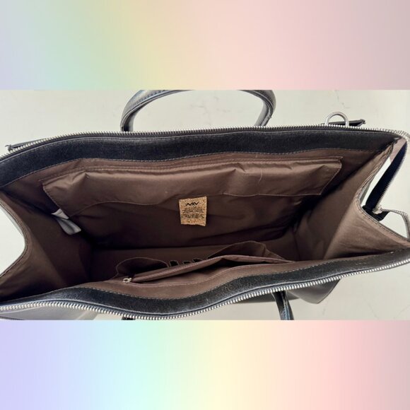 Mat & Nat Large Black Briefcase Messenger Bag - Picture 6 of 10